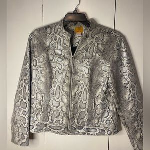 Ruby Rd. 16 faux snakeskin leather jacket is so soft and stretchy! Classy/comfy